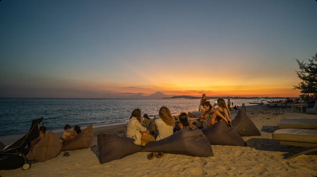 Sunset at Mowies bar