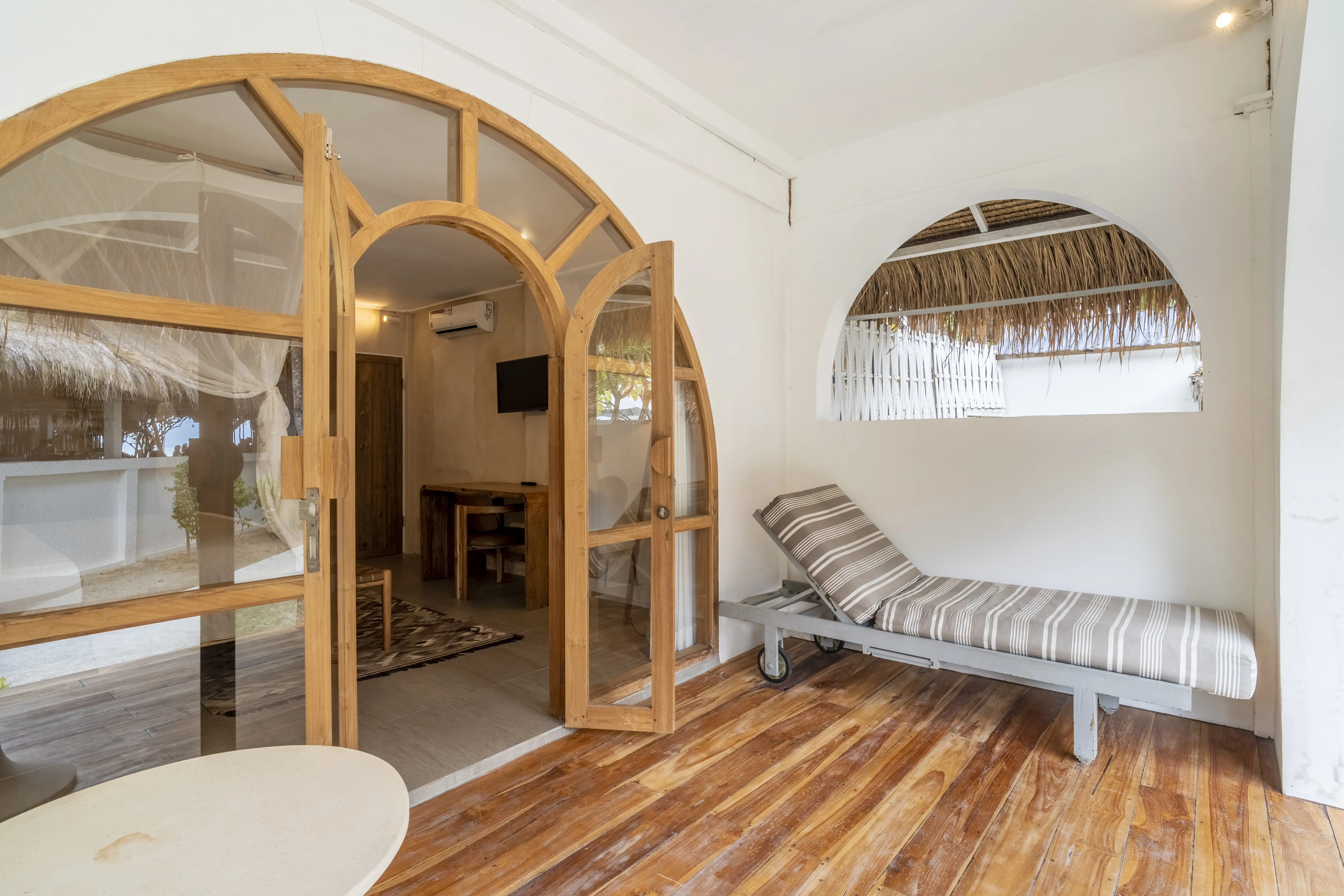 Superior Bungalow